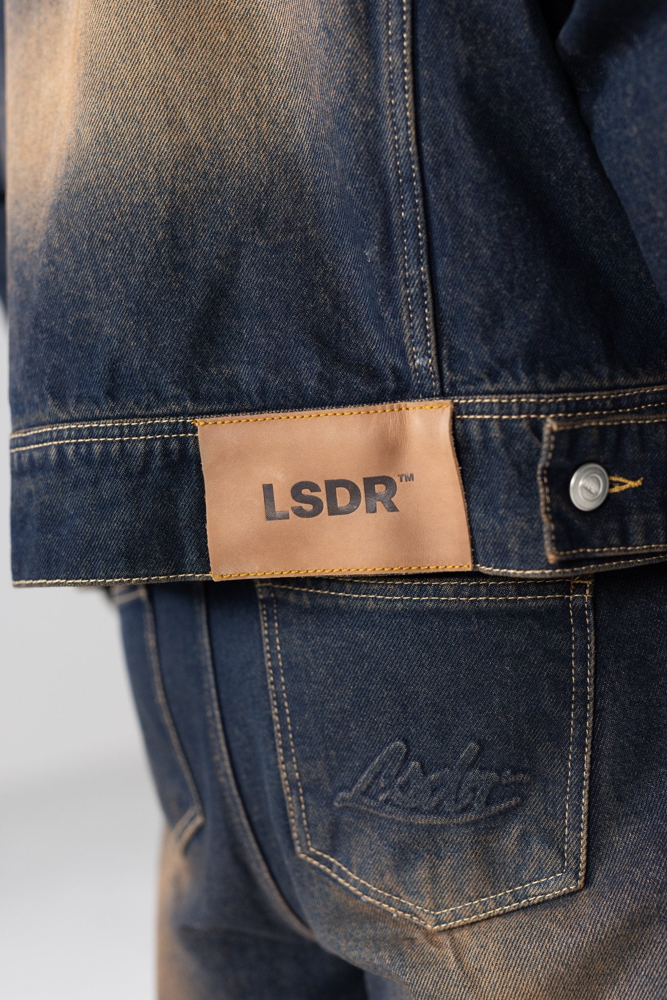 DENIM JACKET LSDR SET - DIRTY DENIM SET - DENIM SET ZARA - WASHED DENIM SET LA SCENE DE RUE - JACKET DARK BLUE DENIM BROWN - CROPPED DENIM JHACKET STREETWEAR LUXURY - ACNE STUDIOS DENIM JACKET DUPE - OVERSIZED DENIM SET - WIDE LEG JEANS - DENIM JACKET TRUCKER LSDR - LA SCENE DE RUE