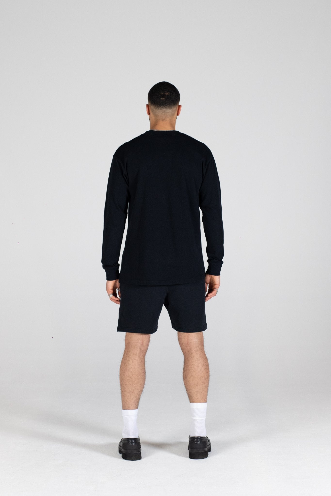 LOGO LONG SLEEVE V2 - JET BLACK - LA SCÈNE DE RUELong sleeved T-shirtLA SCÈNE DE RUELA SCÈNE DE RUE