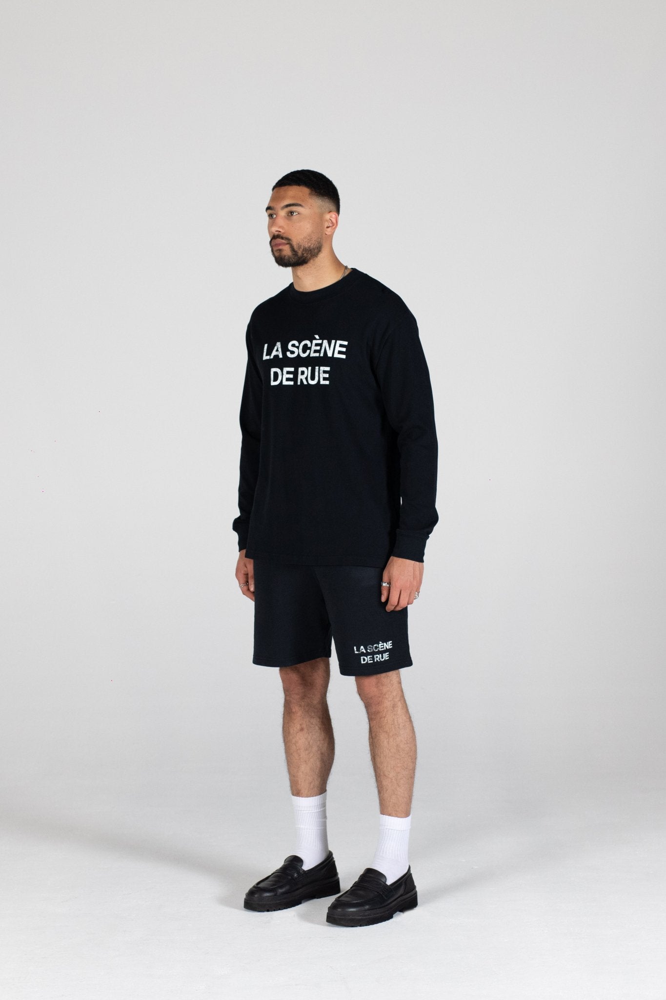 LOGO LONG SLEEVE V2 - JET BLACK - LA SCÈNE DE RUELong sleeved T-shirtLA SCÈNE DE RUELA SCÈNE DE RUE