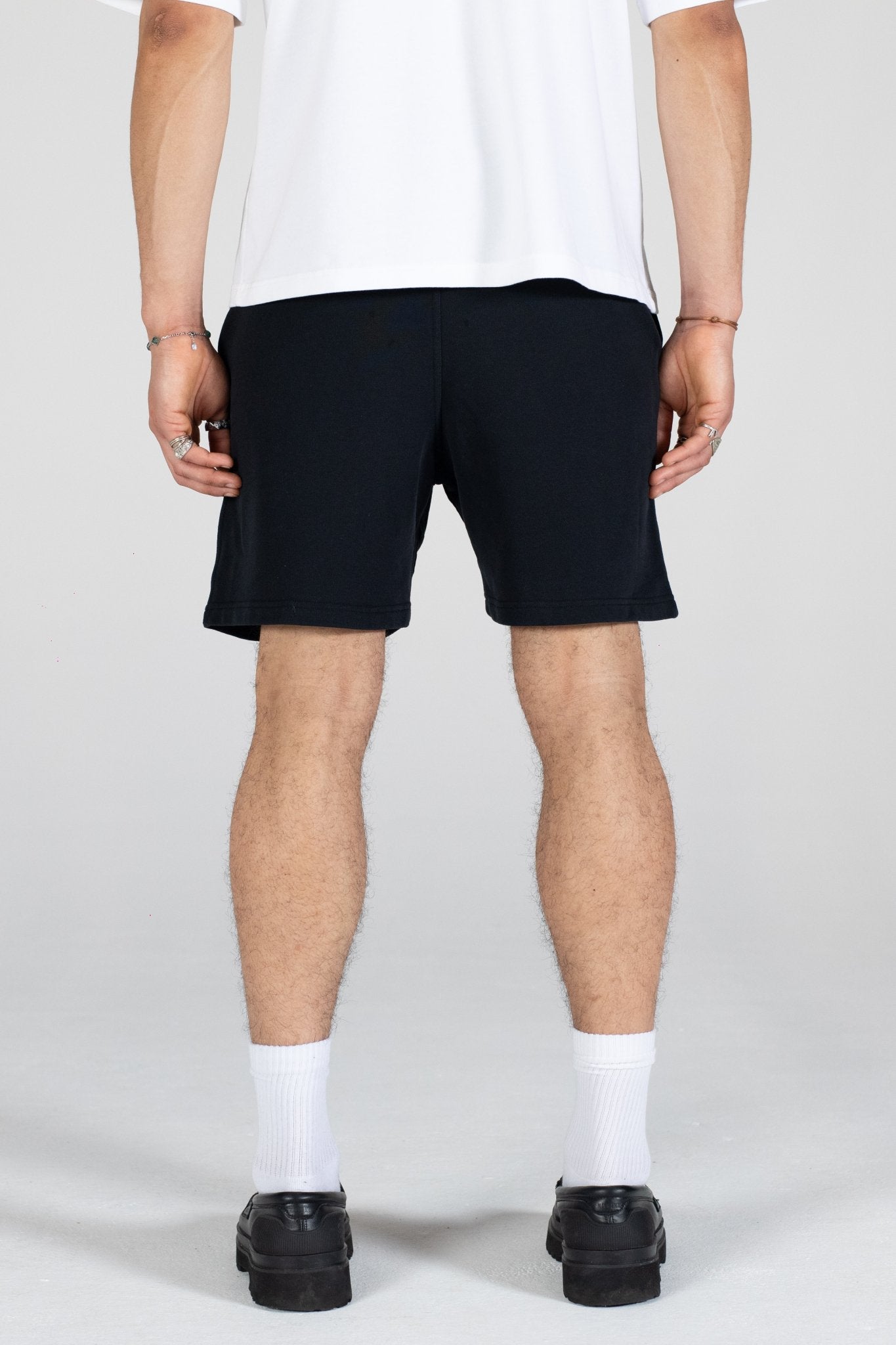 LOGO SHORT V1 - JET BLACK - LA SCÈNE DE RUETrackpantsLA SCÈNE DE RUELA SCÈNE DE RUE