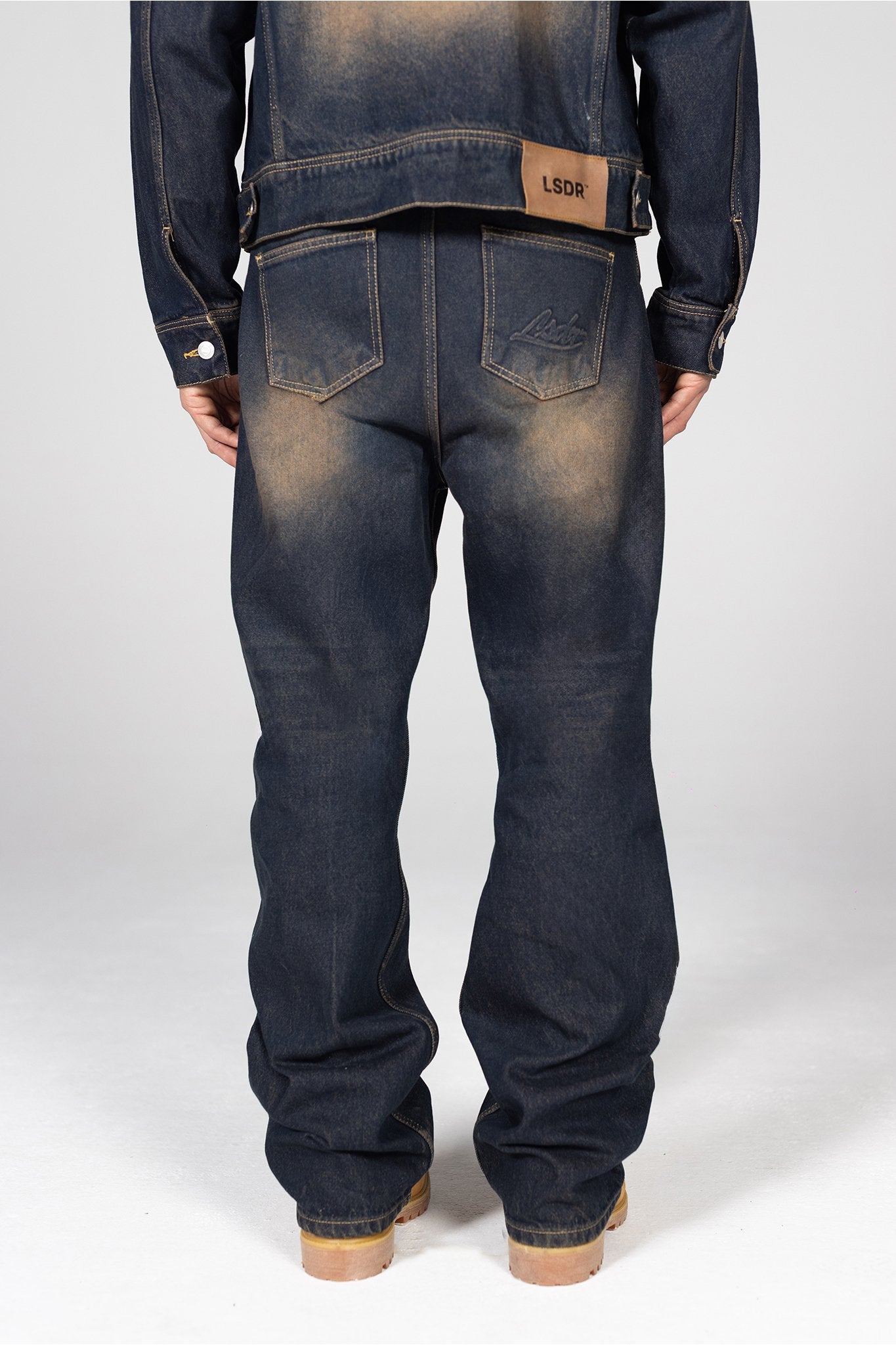 DENIM JEANS LSDR SET - DIRTY DENIM SET - BAGGY JEANS LUXURY REPRESENT FLANEUR LA SCENE DE RUE - WASHED DENIM SET LA SCENE DE RUE - JACKET DARK BLUE DENIM BROWN - CROPPED DENIM JHACKET STREETWEAR LUXURY - ACNE STUDIOS DENIM JEANS DUPE - OVERSIZED DENIM SET - WIDE LEG JEANS - DENIM JACKET TRUCKER LSDR - LA SCENE DE RUE