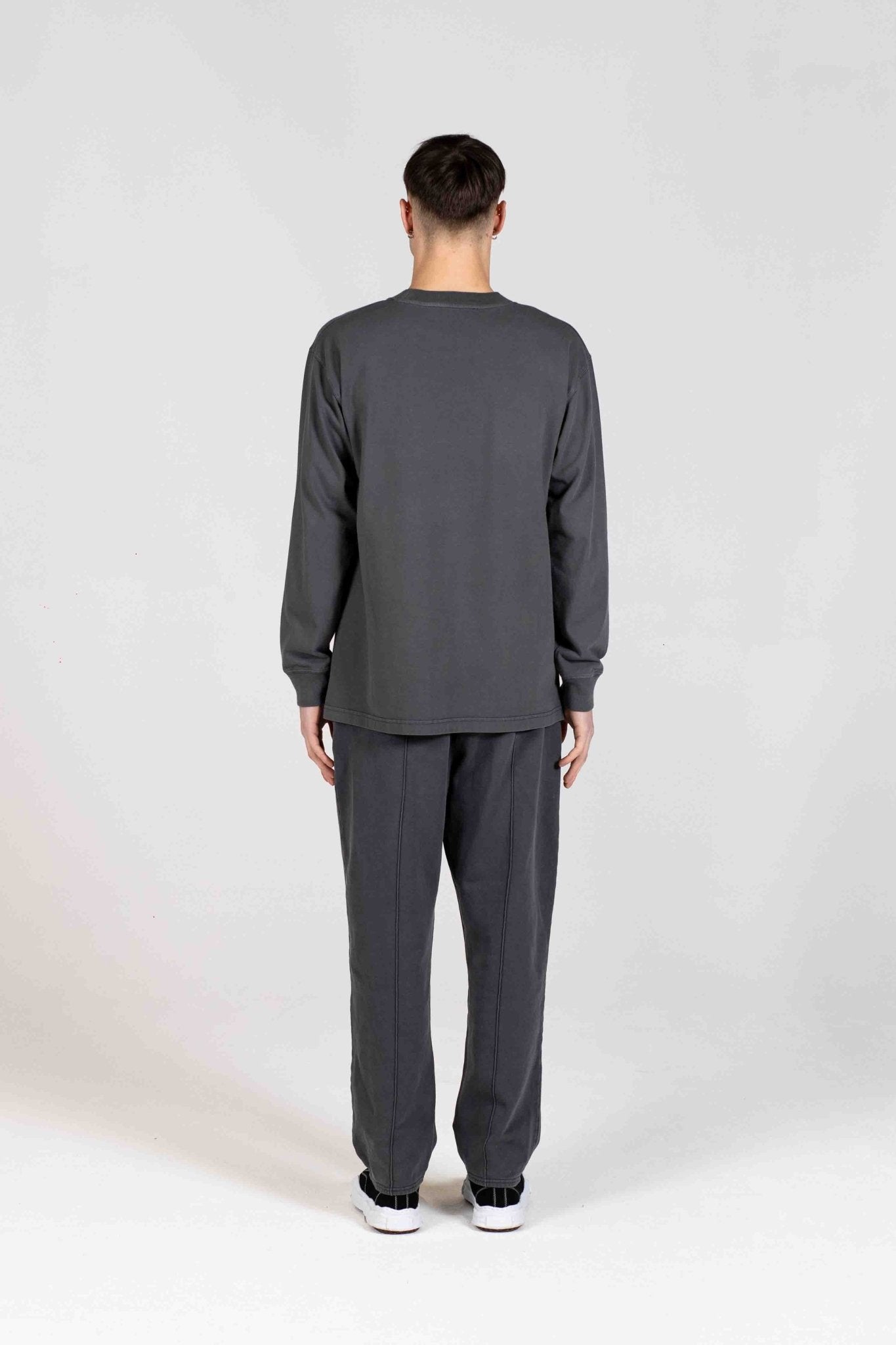 UDR LONG SLEEVE T-SHIRT - GRAY PINSTRIPE - LA SCÈNE DE RUELong sleeved T-shirtLA SCÈNE DE RUELA SCÈNE DE RUE