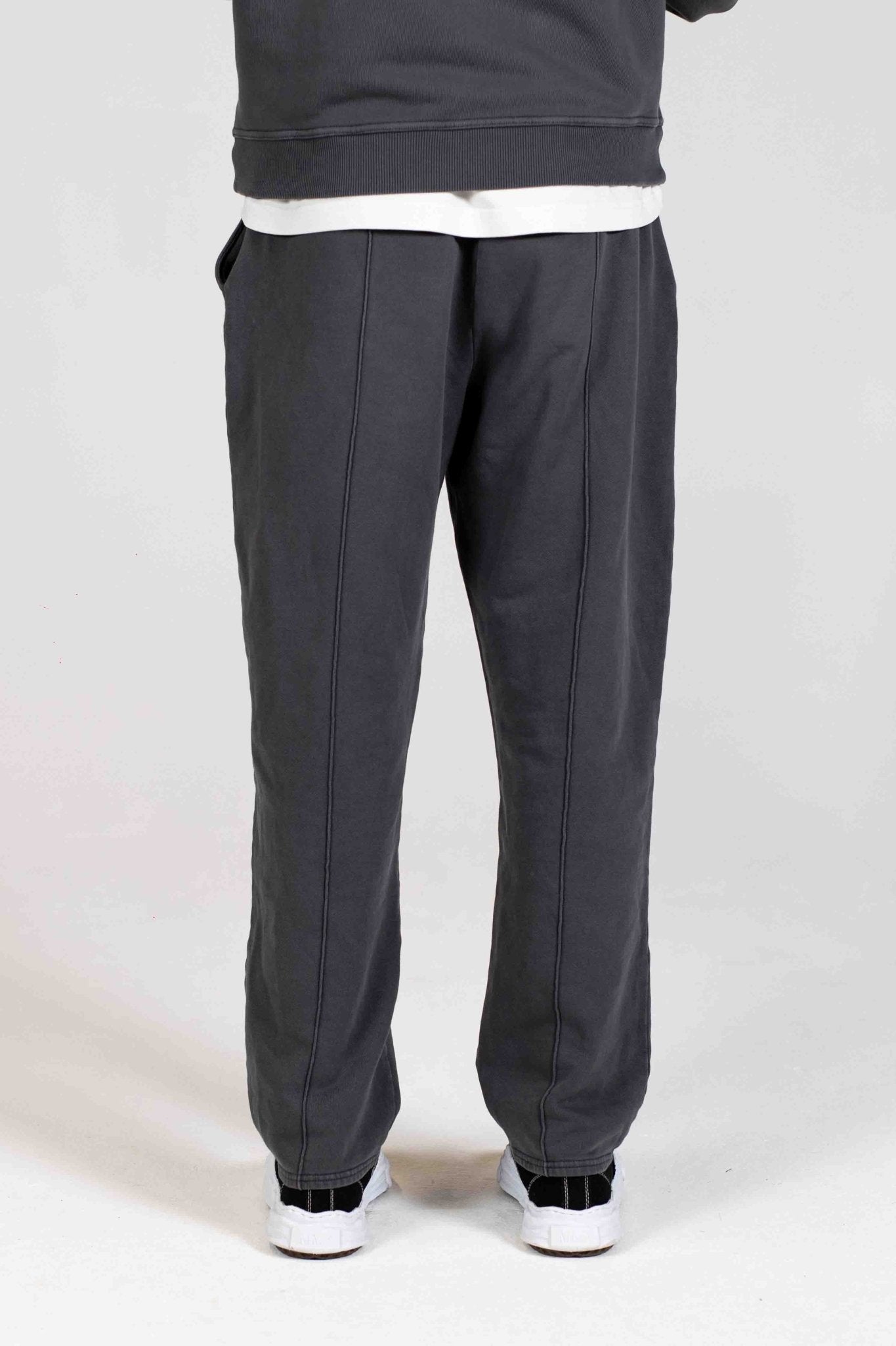 UDR TRACKPANTS - GRAY PINSTRIPE - LA SCÈNE DE RUETrackpantsLA SCÈNE DE RUELA SCÈNE DE RUE