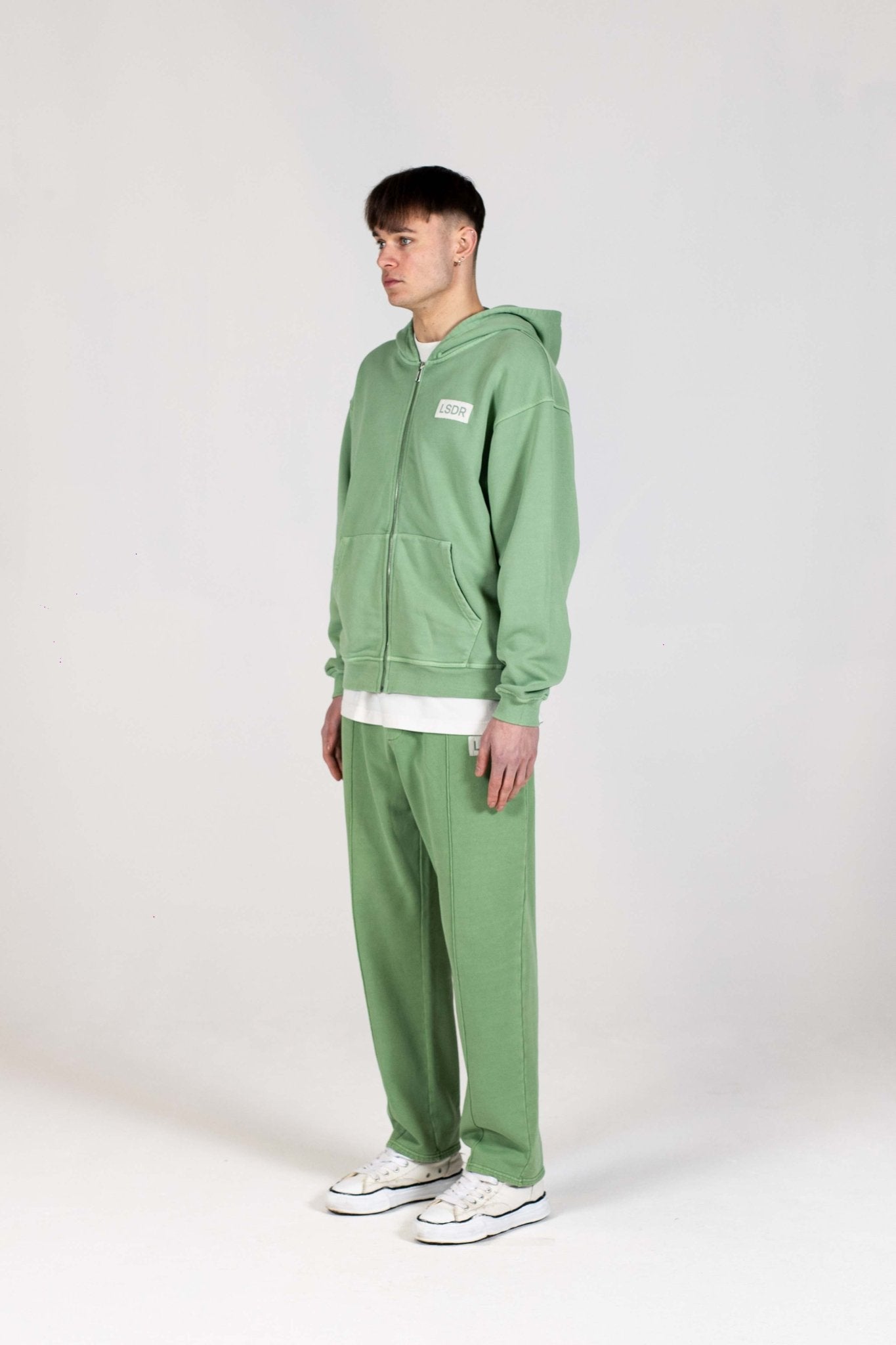 UDR ZIP HOODIE - SHALE GREEN - LA SCÈNE DE RUEZip hoodieLA SCÈNE DE RUELA SCÈNE DE RUE