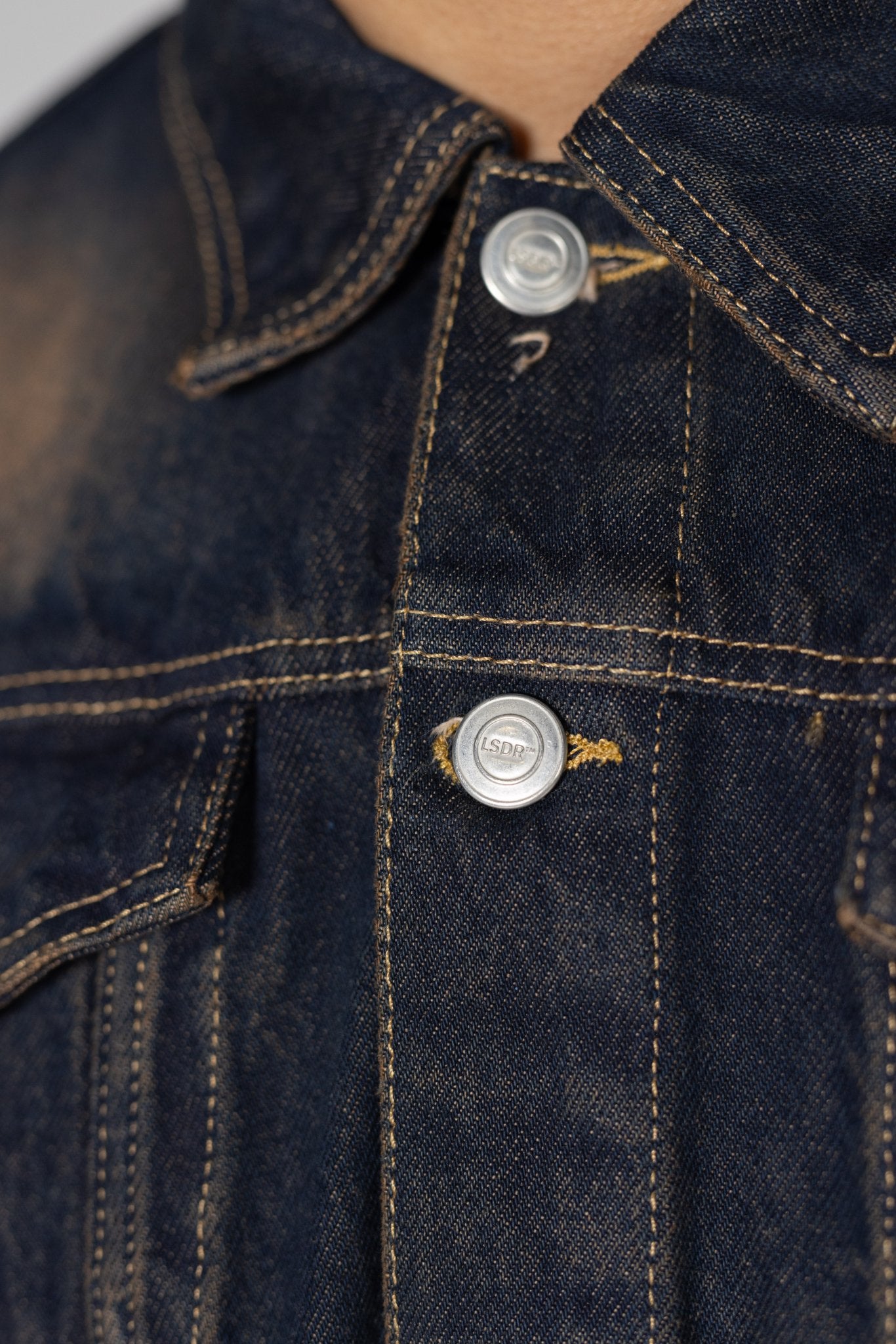 DENIM JACKET LSDR SET - DIRTY DENIM SET - DENIM SET ZARA - WASHED DENIM SET LA SCENE DE RUE - JACKET DARK BLUE DENIM BROWN - CROPPED DENIM JHACKET STREETWEAR LUXURY - ACNE STUDIOS DENIM JACKET DUPE - OVERSIZED DENIM SET - WIDE LEG JEANS - DENIM JACKET TRUCKER LSDR - LA SCENE DE RUE 