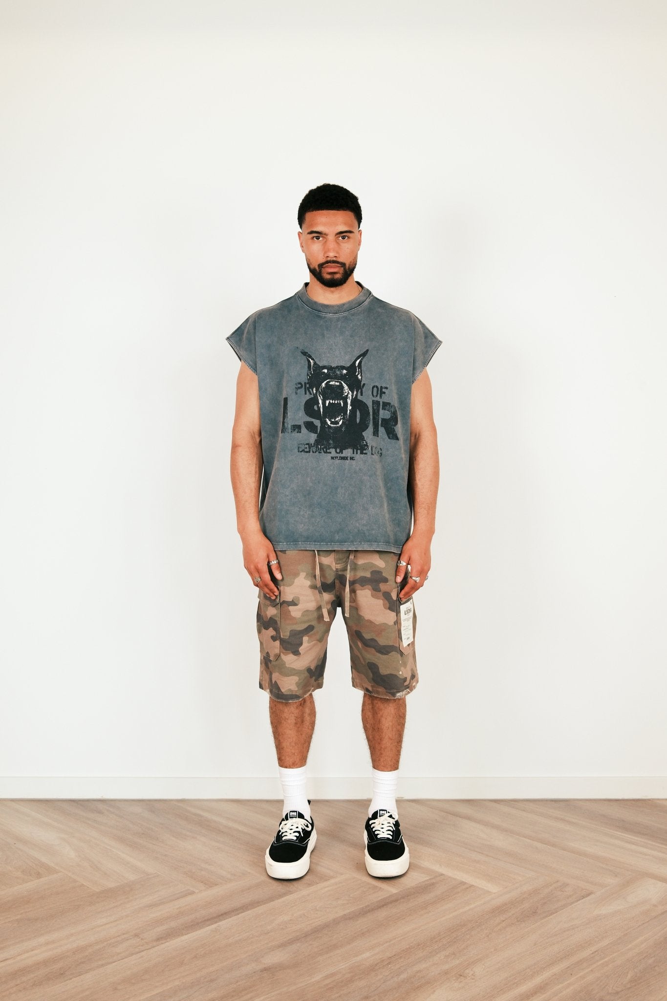 PROPERTY SLEEVELESS T-SHIRT - WASHED BLUE - LA SCÈNE DE RUET-ShirtLA SCÈNE DE RUELA SCÈNE DE RUE - TANKTOP LSDR HEAVY WASHED