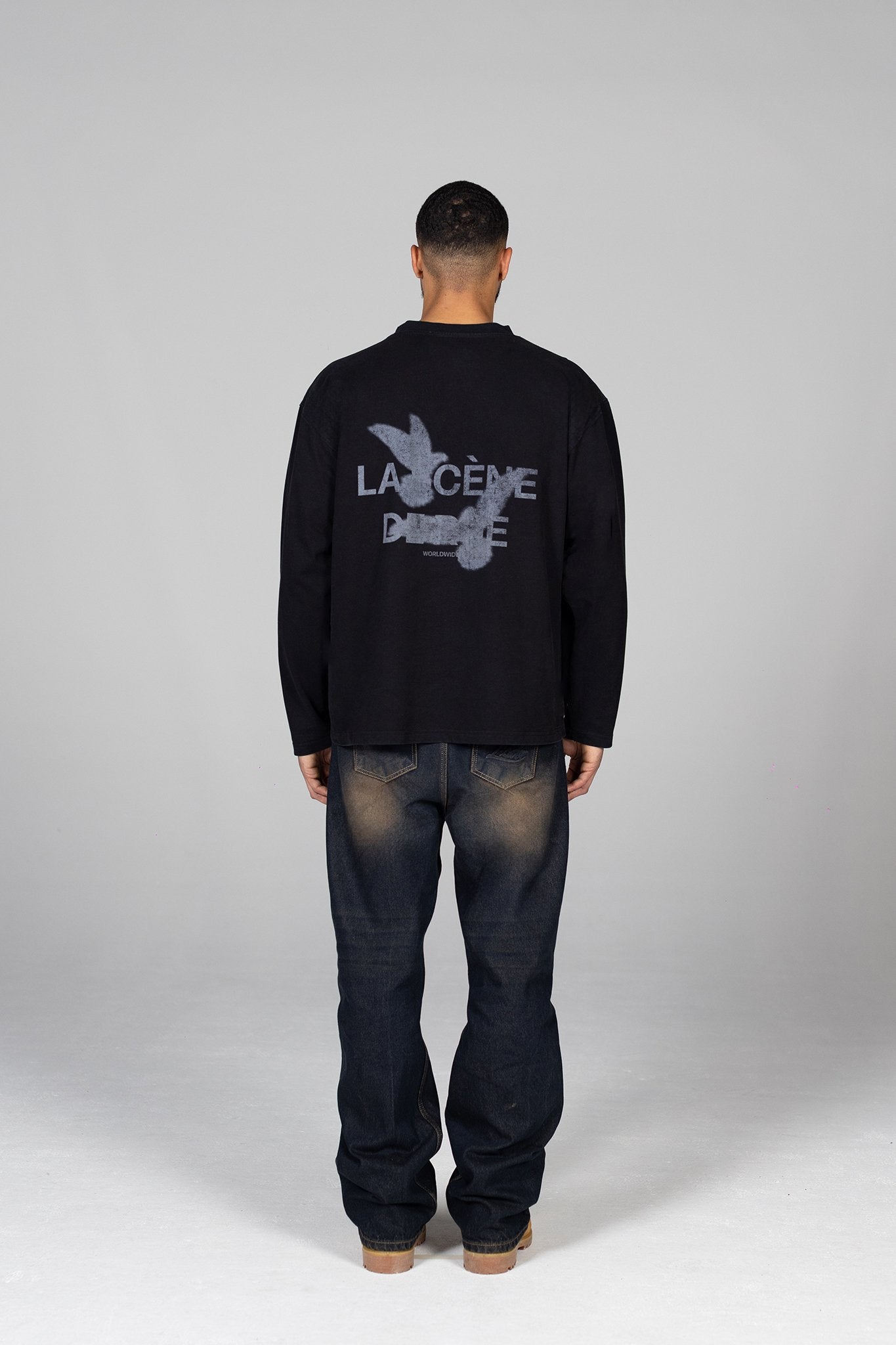 LONGSLEEVE LSDR - LONG SLEEVE LSDR - LA SCENE DE RUE LS BLACK WASHED - LONGSLEEVE AGED BLACK - LONGSLEEVE VINTAGE PRINT - LONGSLEEVE BIRDS LSDR - LONGSLEEVE WORDWIDE - OVERSIZED LONGSLEEVE BLACK GREY WASHED - BOXY LONGSLEEVE LUXURY - EQUALITE LONGSLEEVE - ACNE STUDIOS LONGSLEEVE - WHITE LS CROPPED - BOXY LONGSLEEVE LSDR