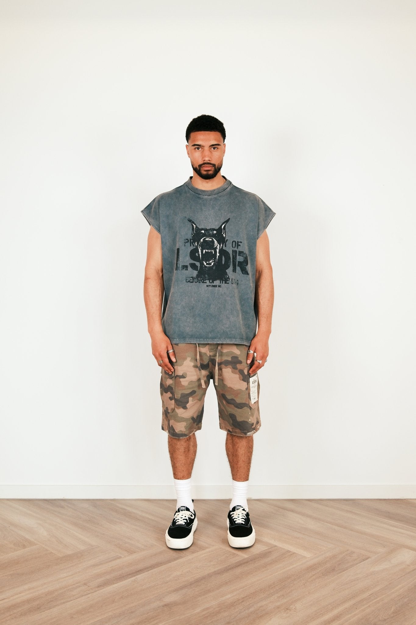PROPERTY SLEEVELESS T-SHIRT - WASHED BLUE - LA SCÈNE DE RUET-ShirtLA SCÈNE DE RUELA SCÈNE DE RUE